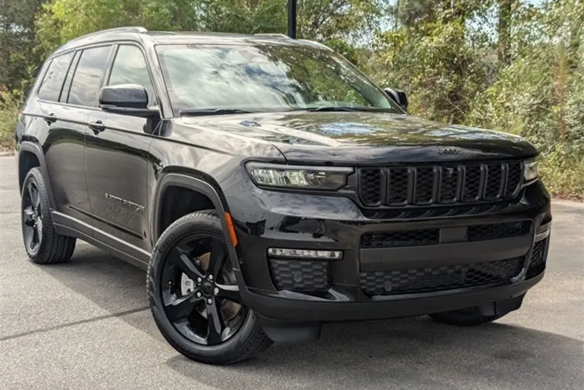 2025 Jeep Grand Cherokee Limited Black photo 1