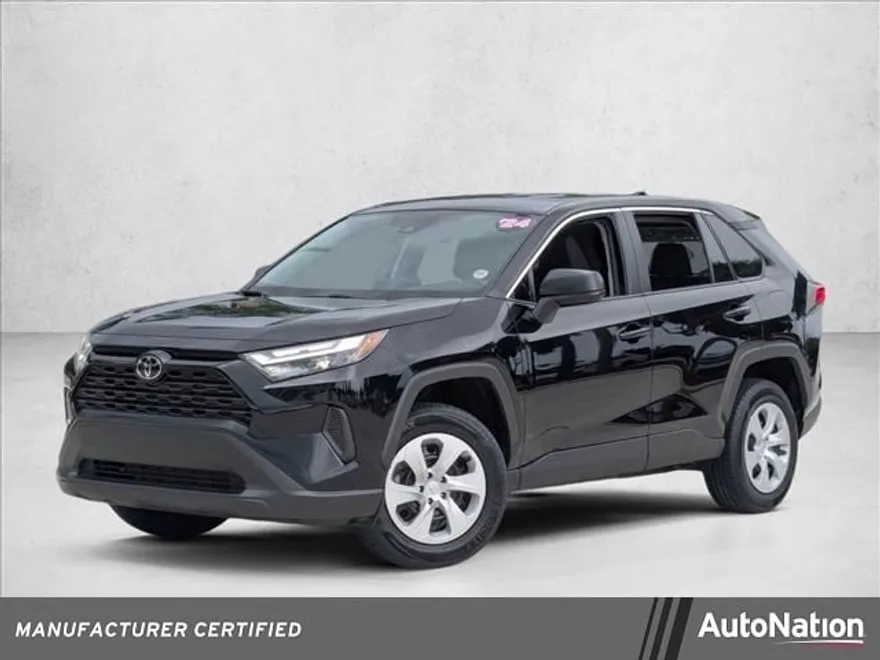 2024 Toyota RAV4 LE photo 1