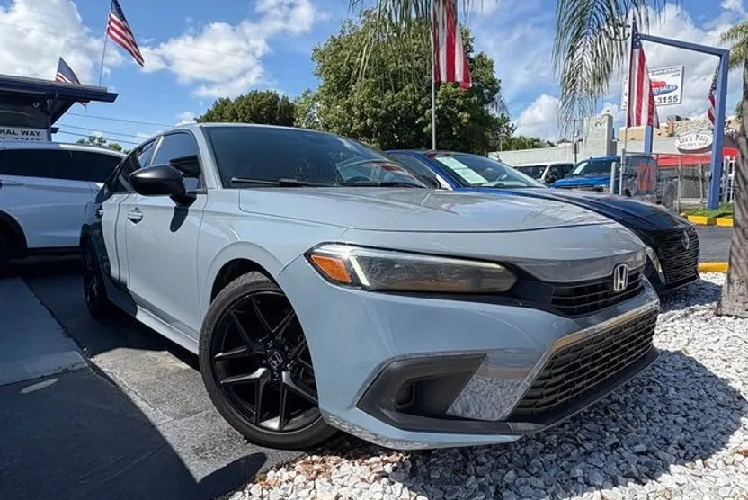 2022 Honda Civic Sport photo 1