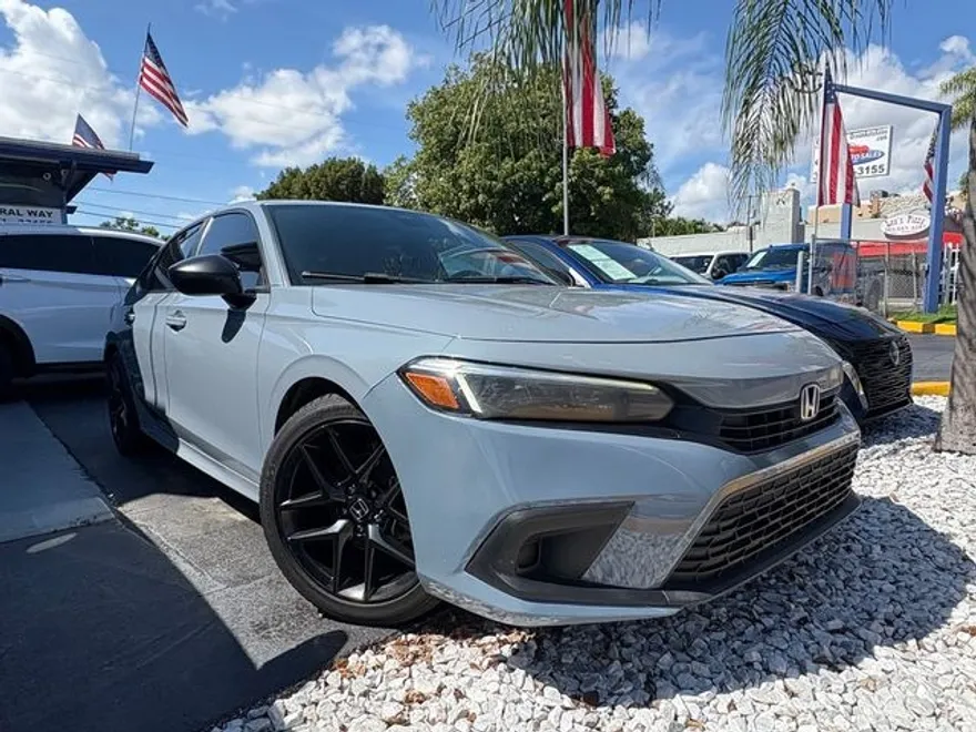 2022 Honda Civic Sport photo 1