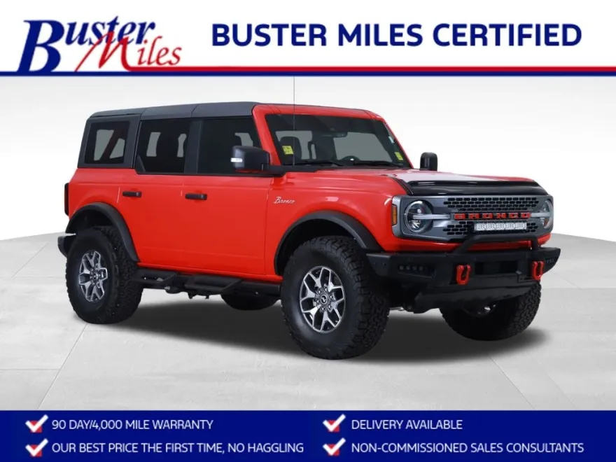 2024 Ford Bronco Badlands photo 1