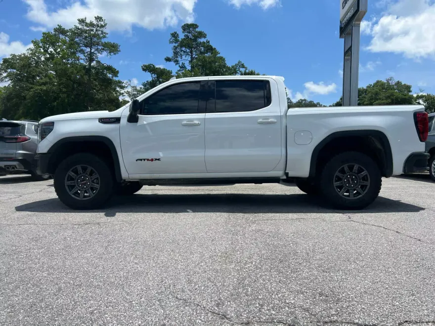 2024 Gmc Sierra 1500 AT4 photo 1