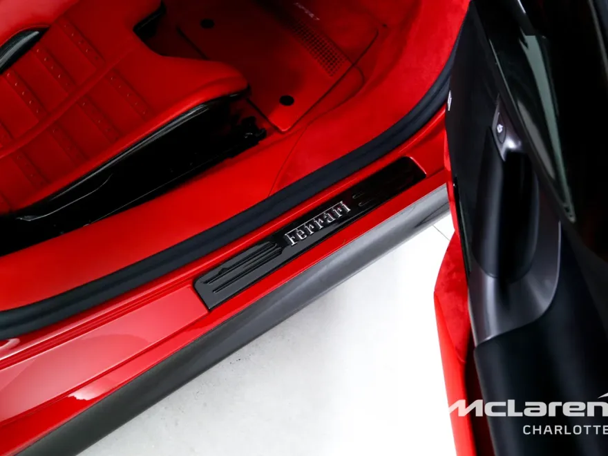 2021 Ferrari SF90 Stradale photo 19