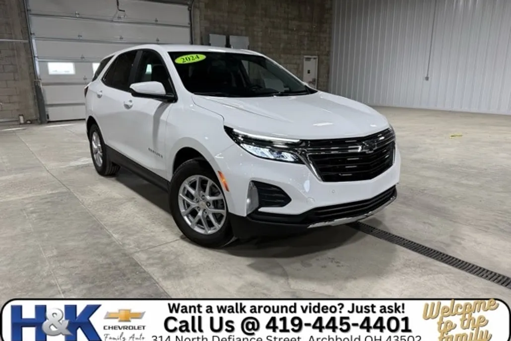 2024 Chevrolet Equinox LT photo 1