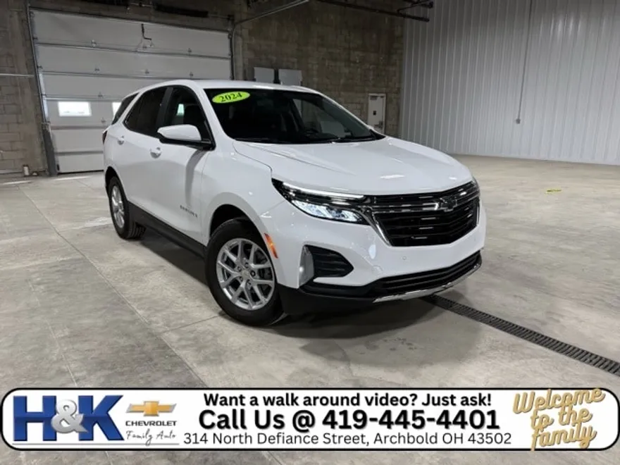 2024 Chevrolet Equinox LT photo 1