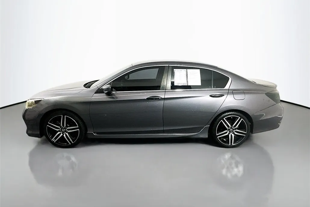 2017 Honda Accord Sport SE photo 1
