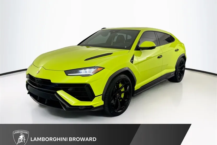 2024 Lamborghini Urus Performante photo 1