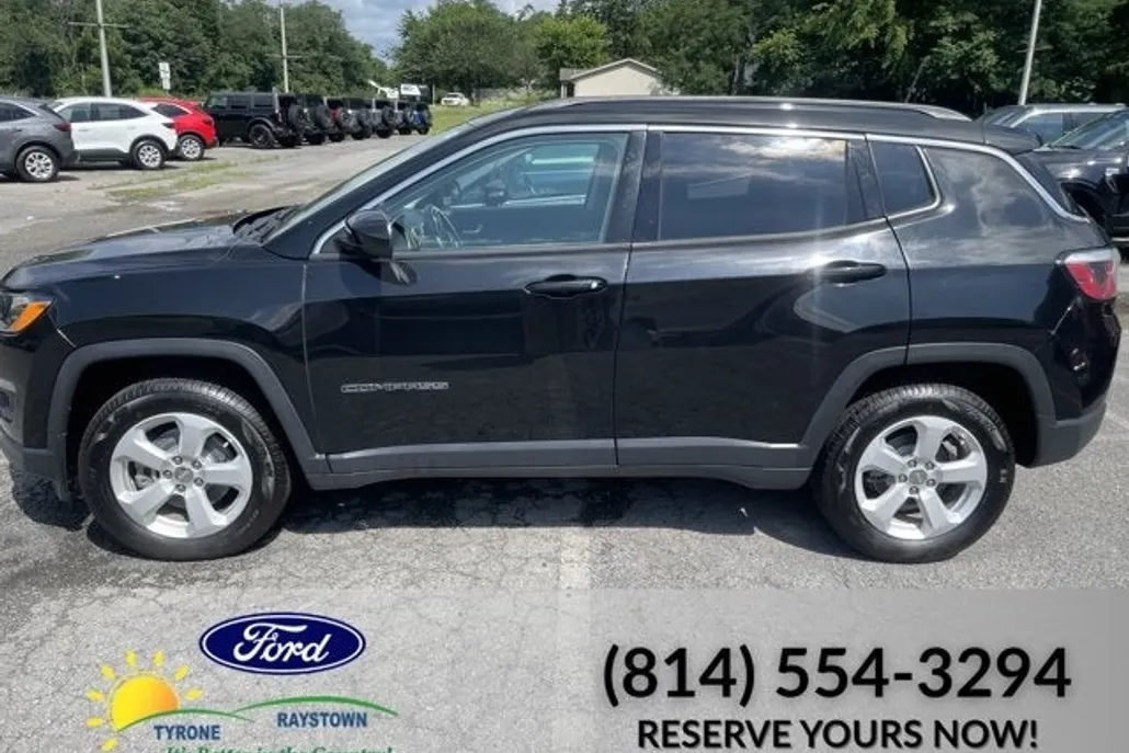 2018 Jeep Compass Latitude photo 1