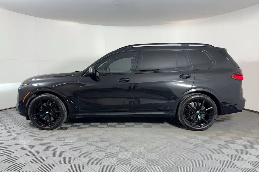 2023 Bmw X7 xDrive40i photo 1