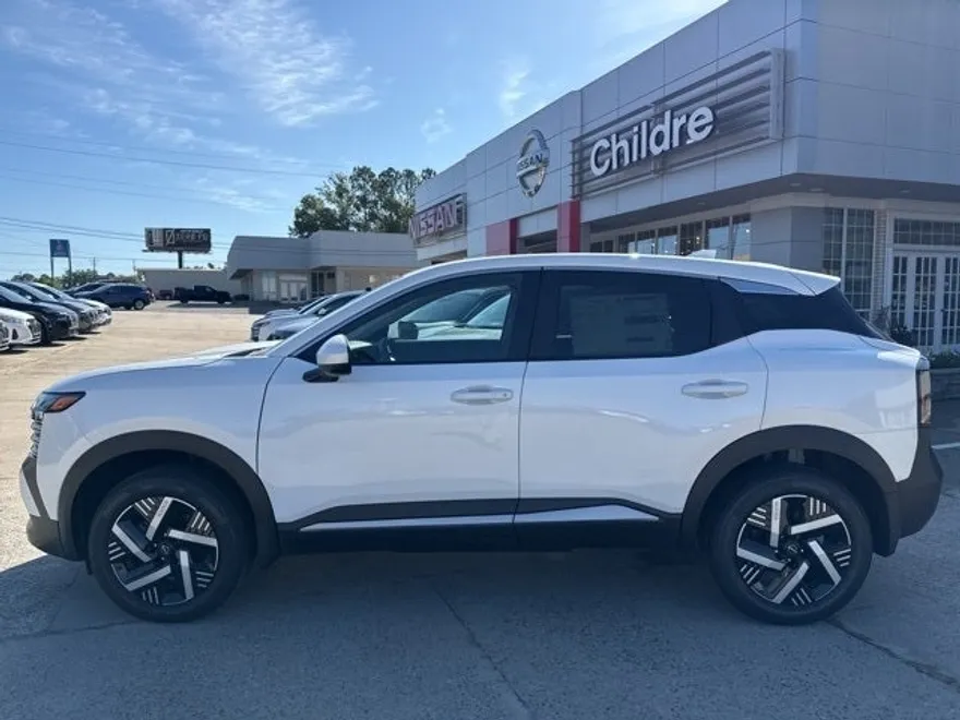 2025 Nissan Kicks SV photo 1