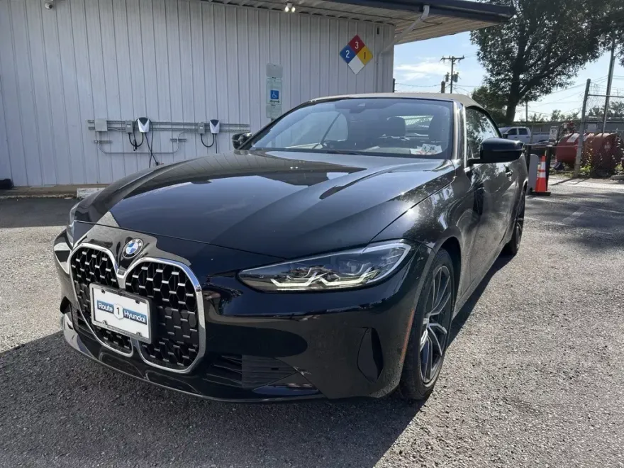 2023 Bmw 430i xDrive Convertible photo 1