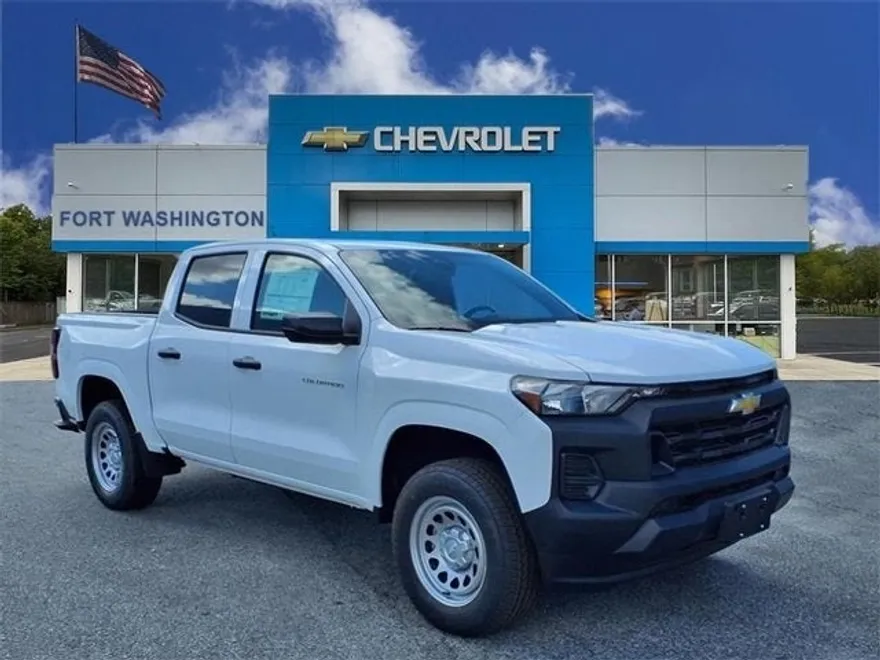 2025 Chevrolet Colorado LT photo 1