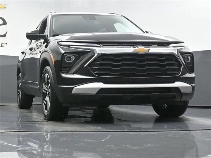 2026 Chevrolet Trailblazer LT photo 1