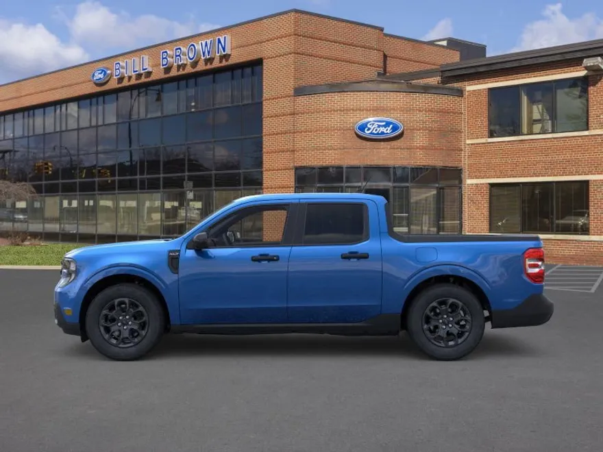 2025 Ford Maverick XLT photo 1