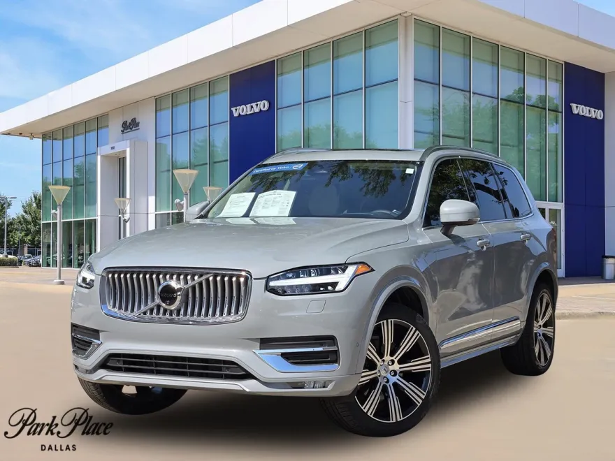 2025 Volvo XC90 photo 1