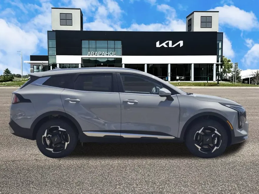 2026 Kia Sportage EX photo 1