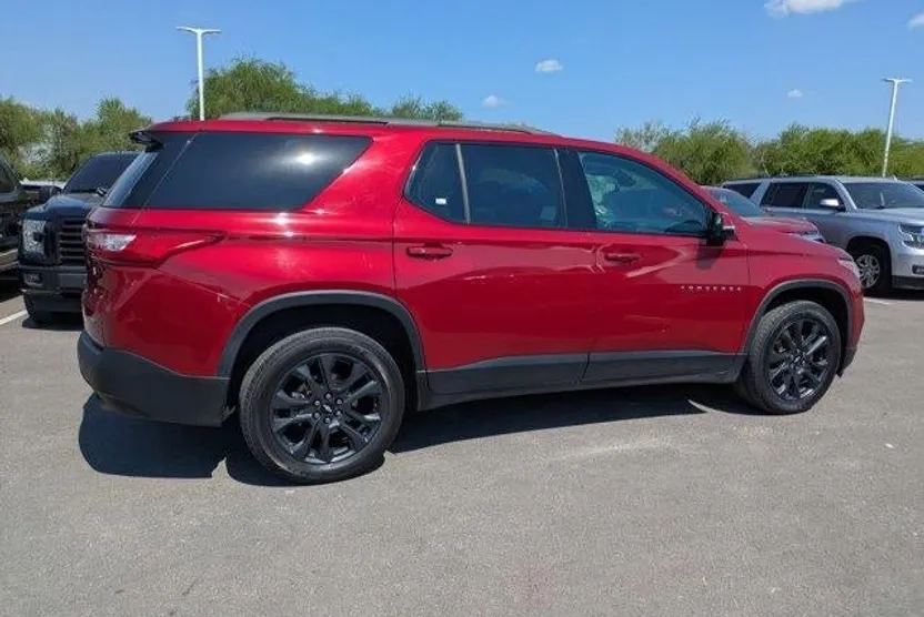 2019 Chevrolet Traverse RS photo 1