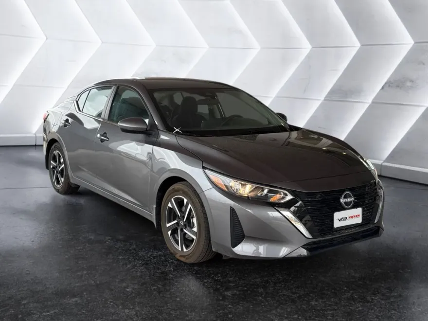 2025 Nissan Sentra SV photo 1