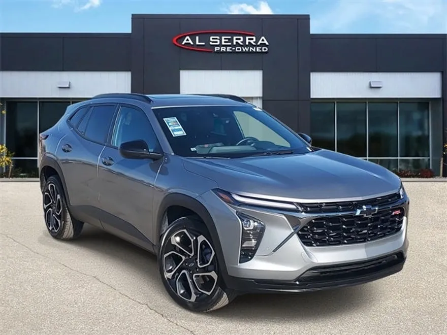 2024 Chevrolet Trax photo 1