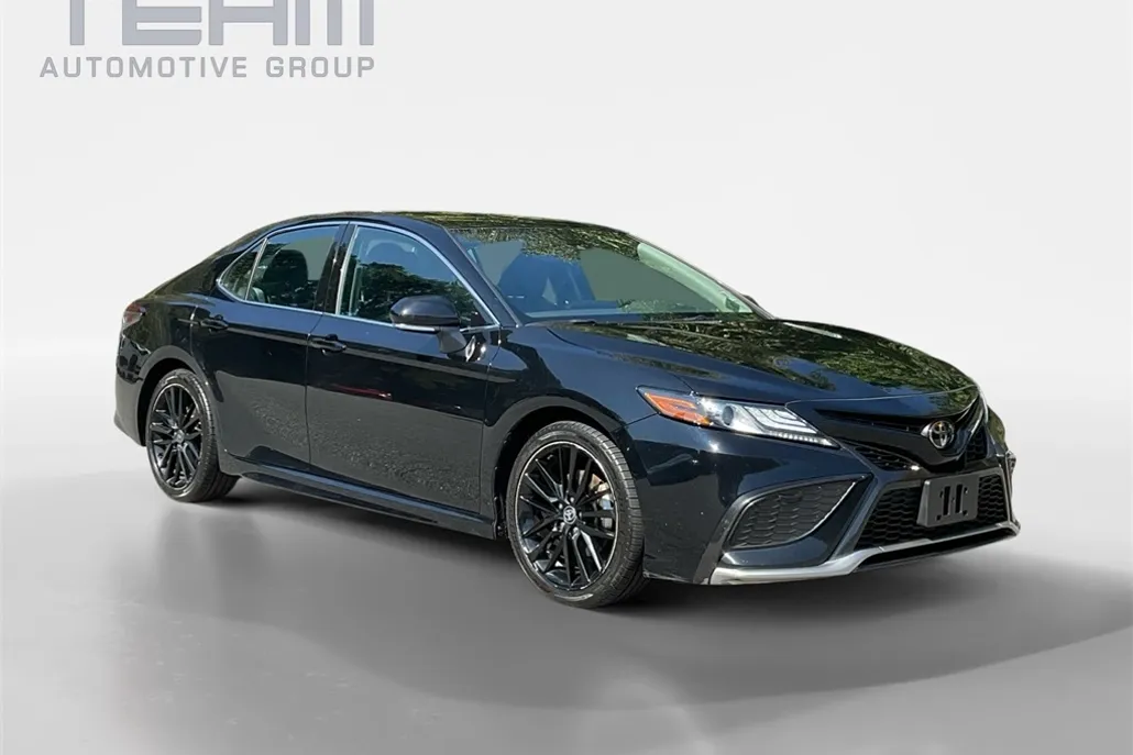 2023 Toyota Camry XSE photo 1