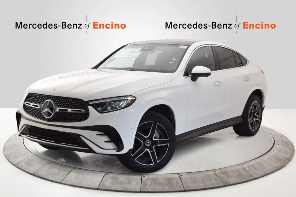2025 Mercedes Benz GLC 300 4MATIC photo 1