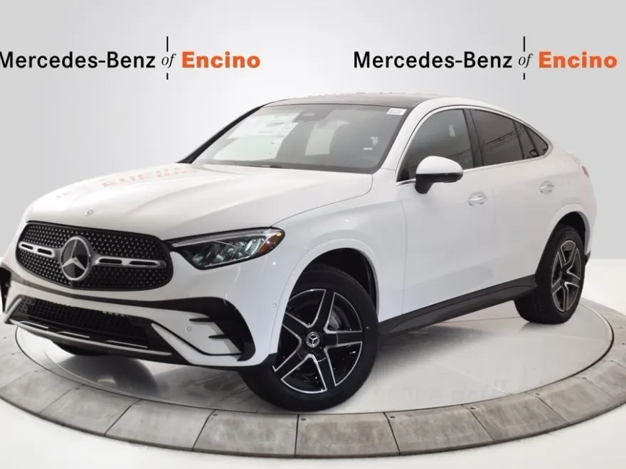 2025 Mercedes Benz GLC 300 4MATIC photo 1