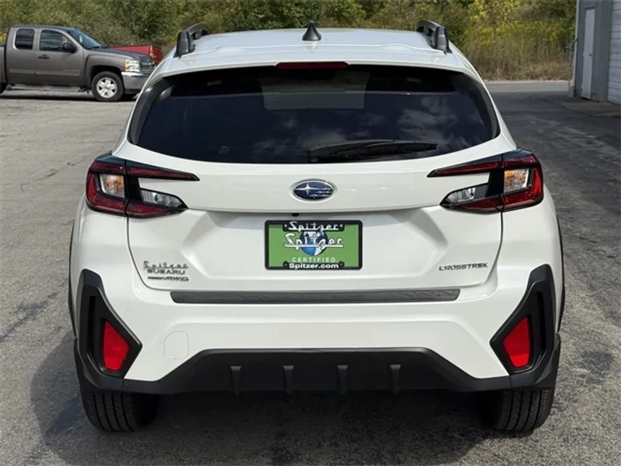 2024 Subaru Crosstrek Premium photo 1