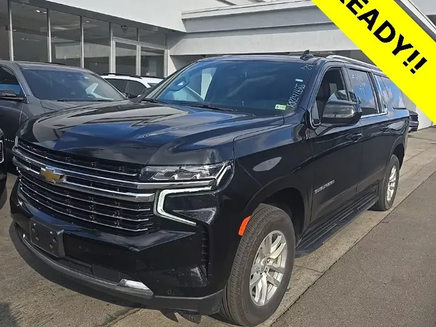 2024 Chevrolet Suburban LT photo 1