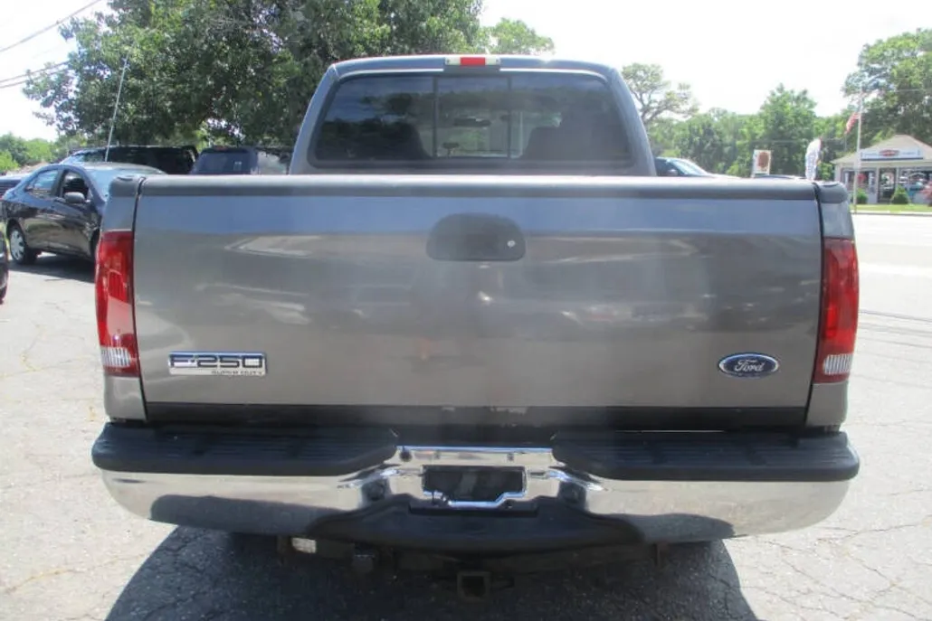 2006 Ford F-250 Lariat photo 1