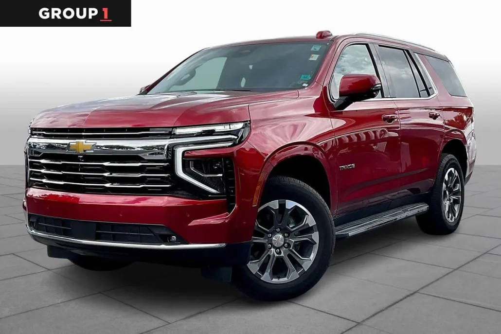 2025 Chevrolet Tahoe LT photo 1