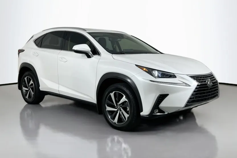 2021 Lexus NX 300 photo 1