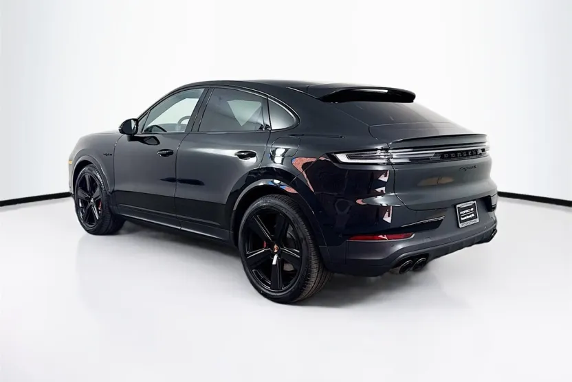 2026 Porsche Cayenne S E-Hybrid Coupe photo 1