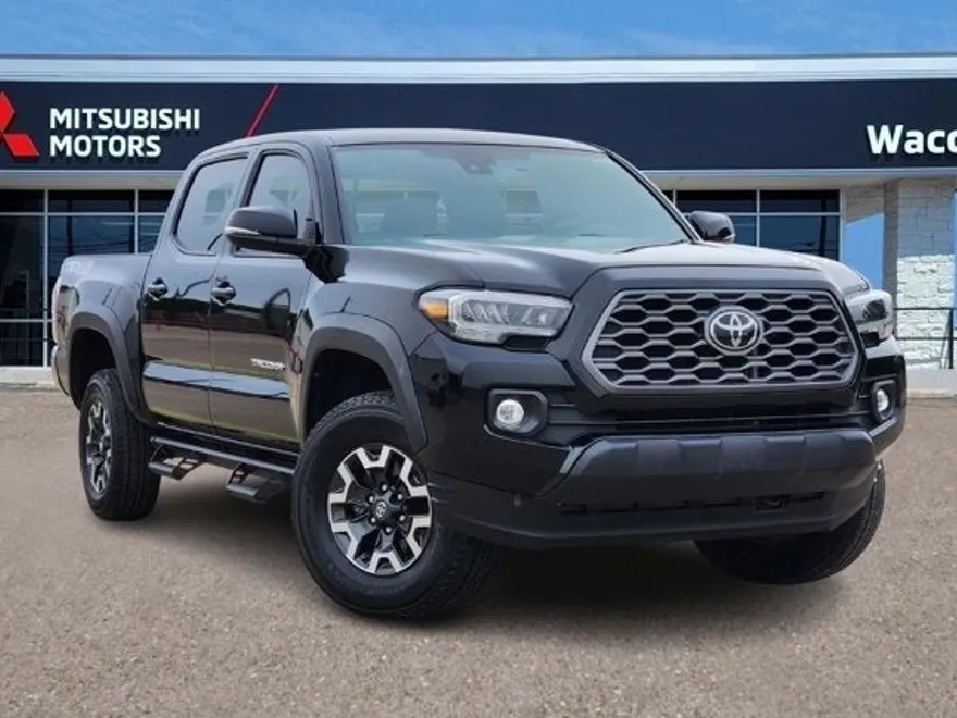 2023 Toyota Tacoma TRD Off-Road V6 photo 1