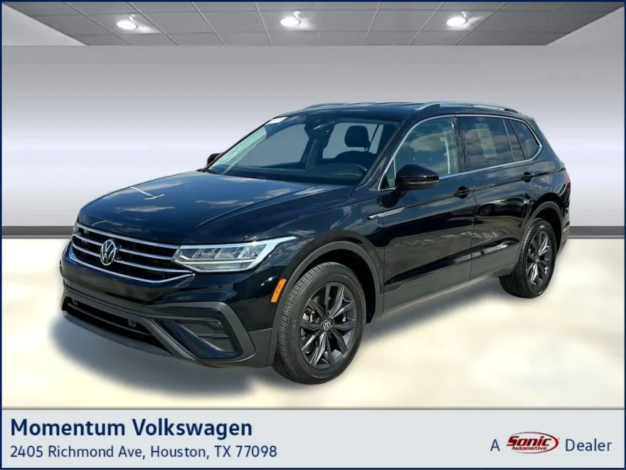 2022 Volkswagen Tiguan SE photo 1