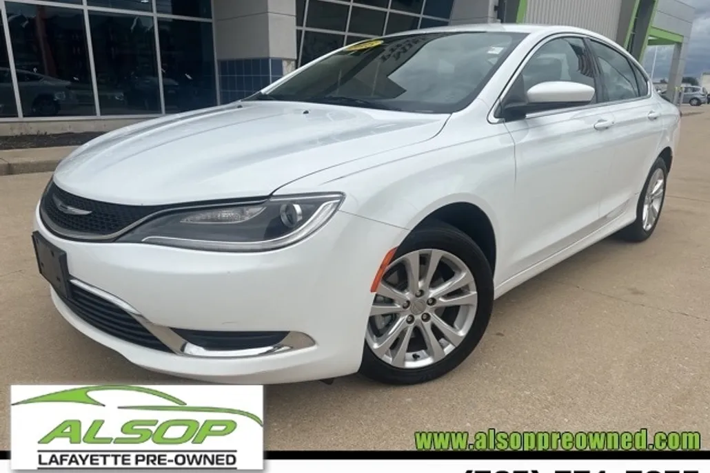 2015 Chrysler 200 Limited photo 1