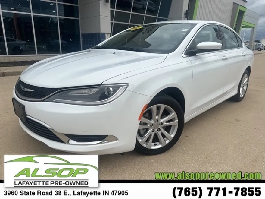 2015 Chrysler 200 Limited photo 1