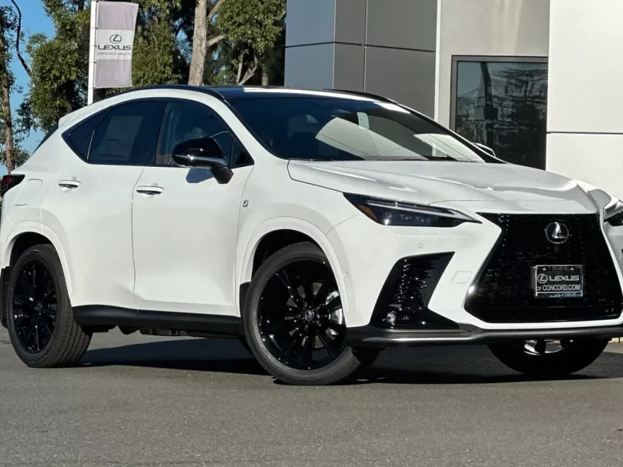 2026 Lexus NX 450h+ F SPORT Handling AWD photo 1