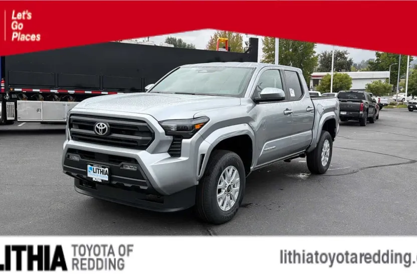 2025 Toyota Tacoma SR5 4x4 Double Cab photo 1