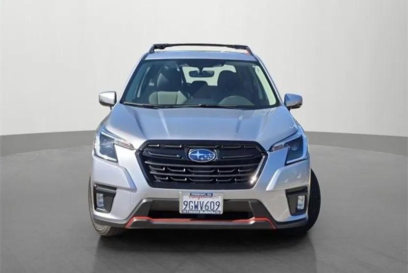 2023 Subaru Forester Sport photo 1