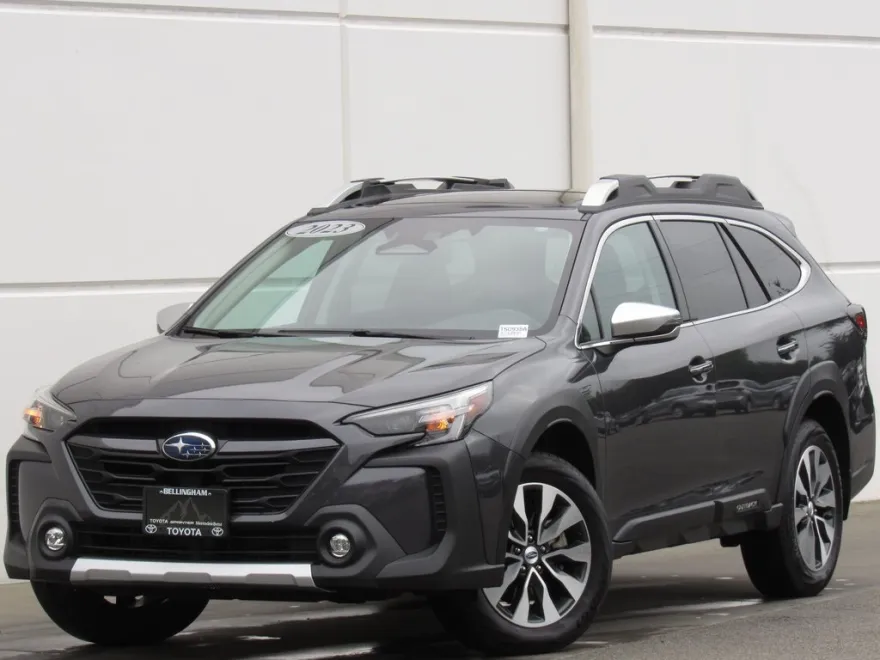 2023 Subaru Outback Touring XT photo 1