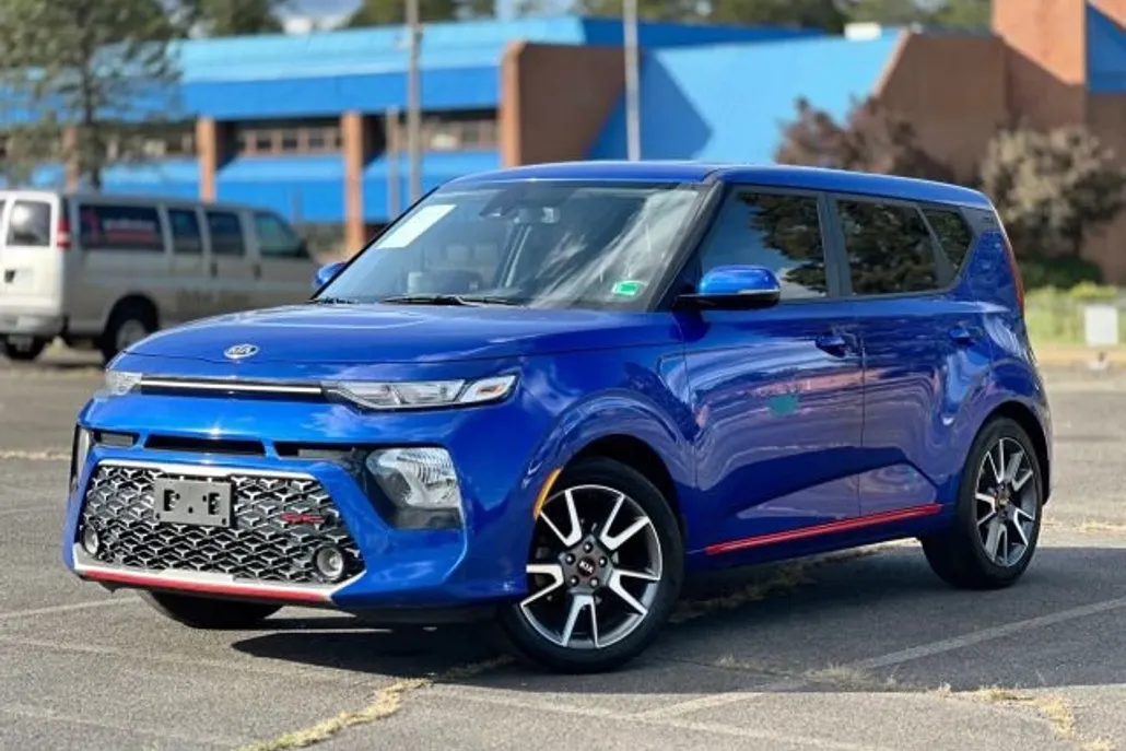 2021 Kia Soul GT-Line photo 1