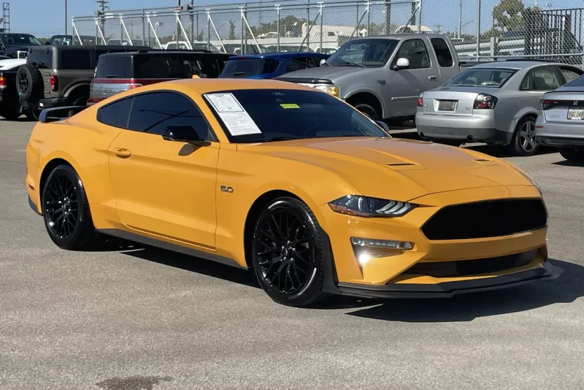 2022 Ford Mustang GT Premium photo 1