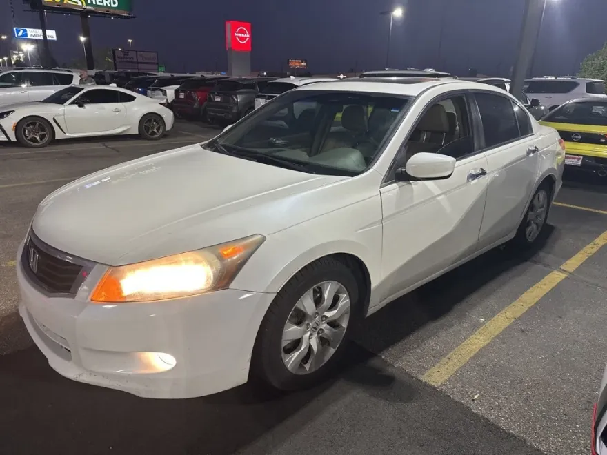 2010 Honda Accord EX-L photo 1