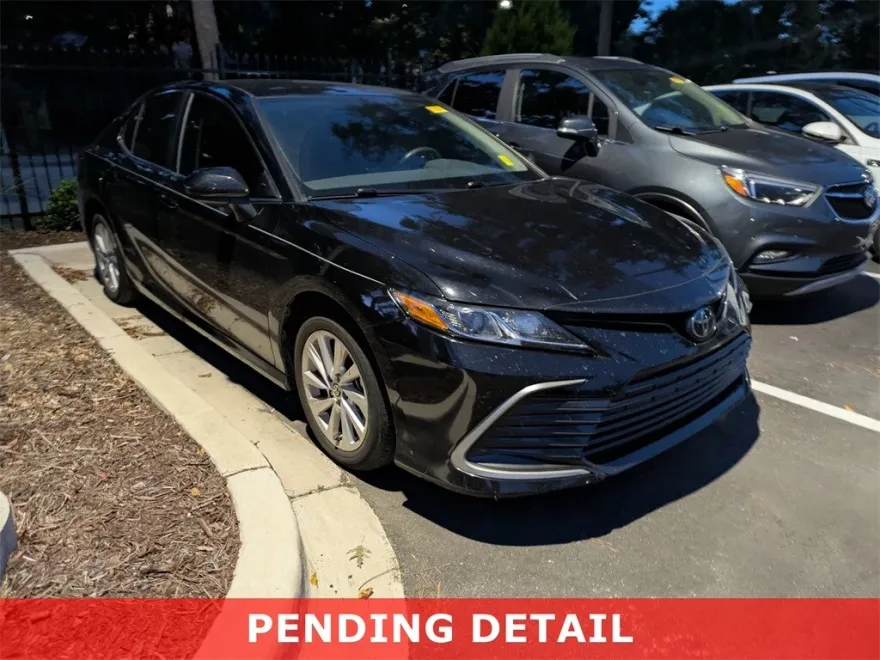 2024 Toyota Camry LE photo 1