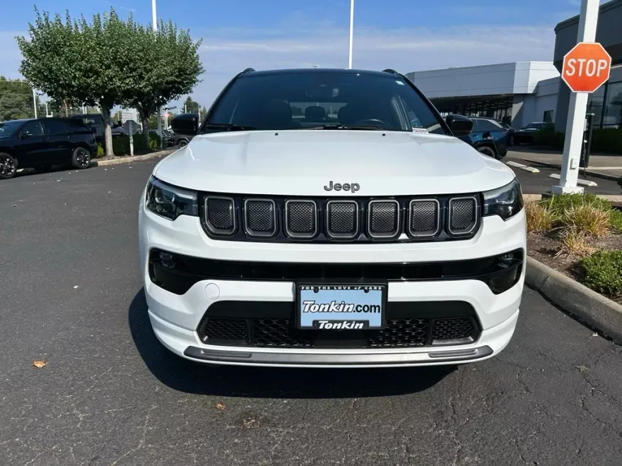 2022 Jeep Compass High Altitude photo 1