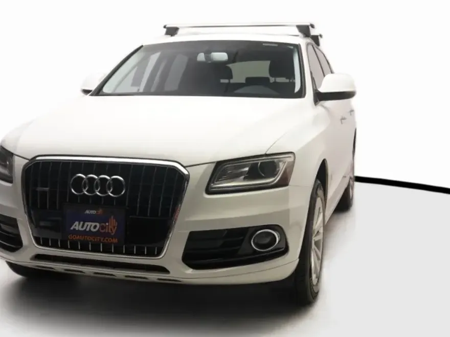 2015 Audi Q5 Premium photo 1