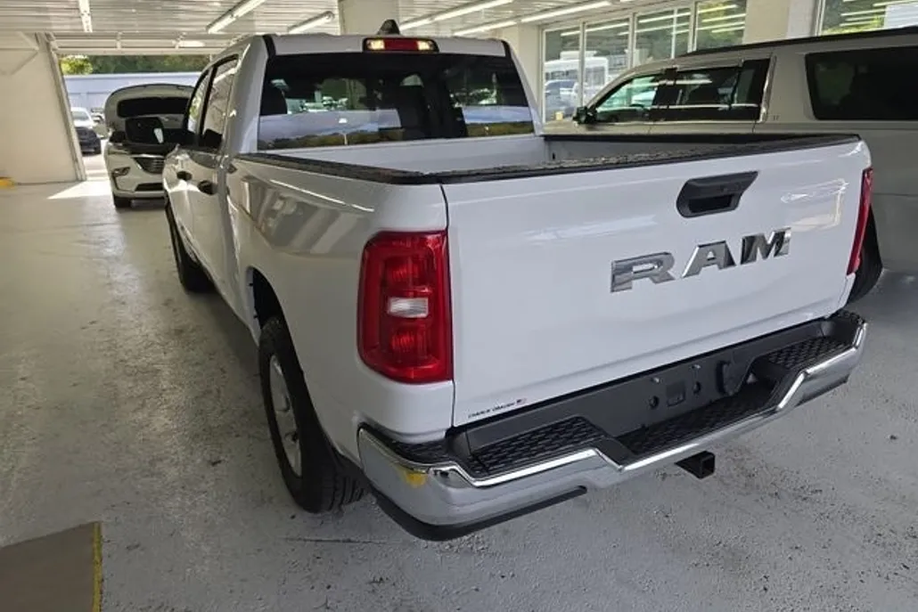 2025 Ram 1500 Tradesman photo 1
