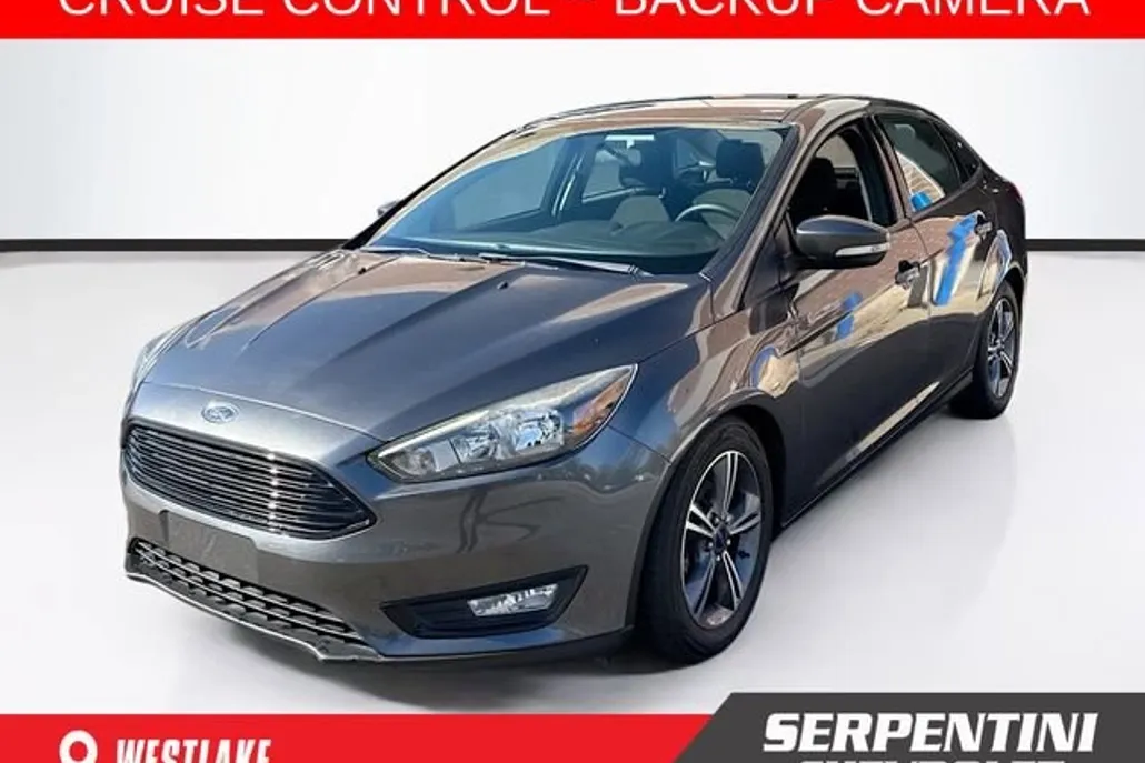 2016 Ford Focus SE photo 1