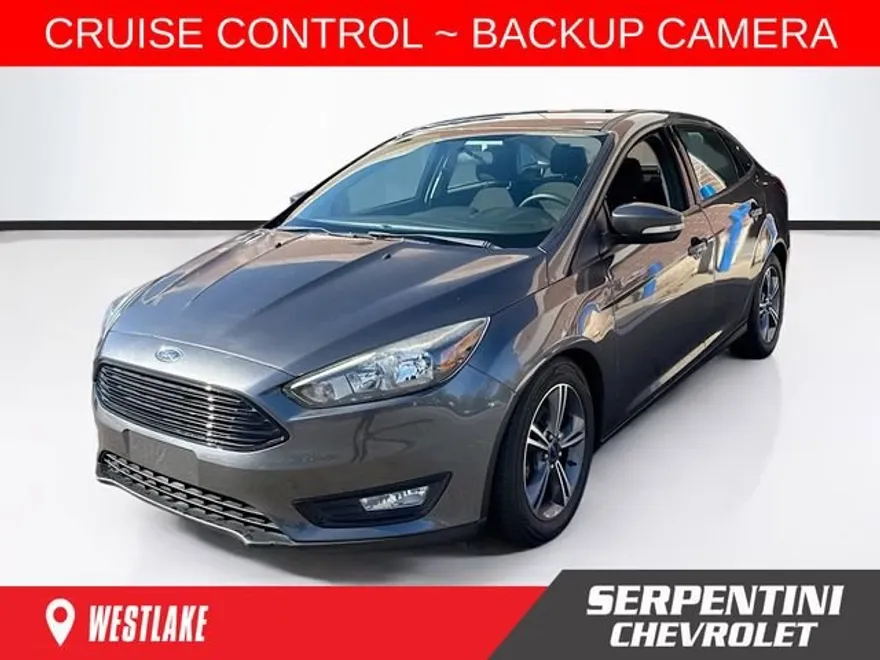 2016 Ford Focus SE photo 1