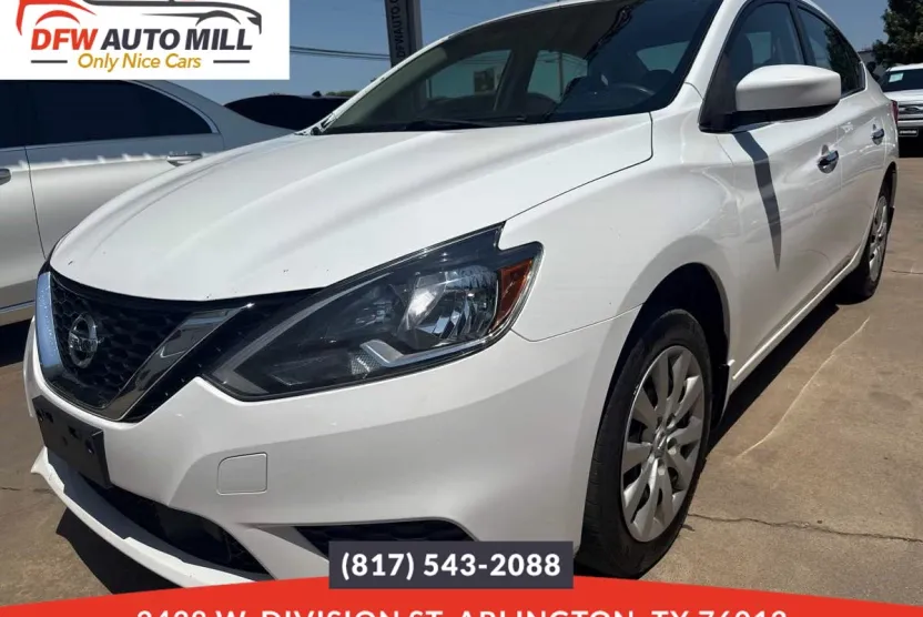 2018 Nissan Sentra S photo 1